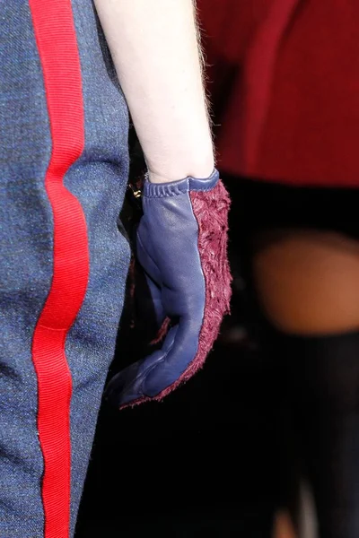 Look 210